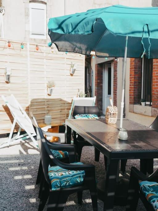 Appartement Avec Patio Saint Anne-dʼAuray المظهر الخارجي الصورة